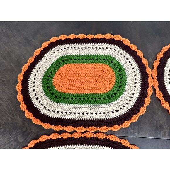 Vtg Set Of 4 BOHO Handmade Crocheted Table Placement Mats Beige Autumn Colors - Picture 2 of 12